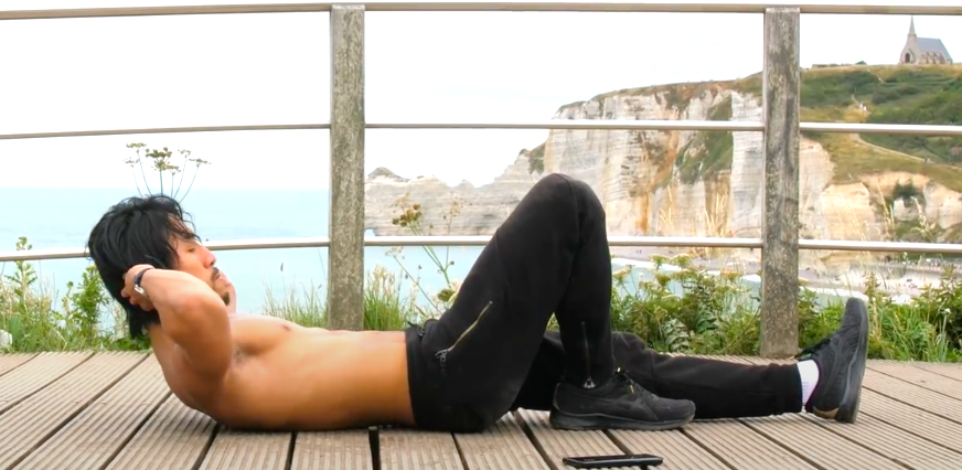 Les crunchs sont les pires exercices de musculation (pour les débutants) !